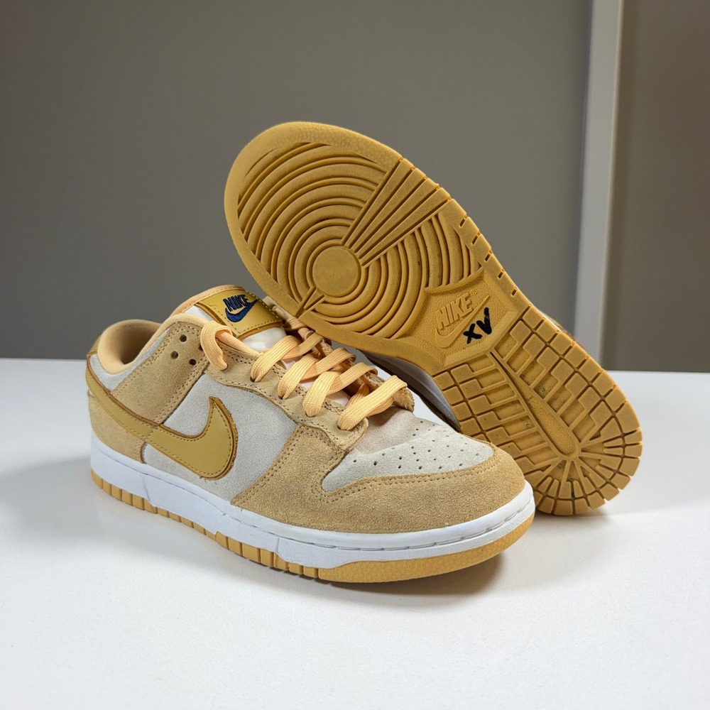 Nike Dunk Low Womens 7.5 Sanddrift Hemp DV7411-200 Beige Suede Sneakers